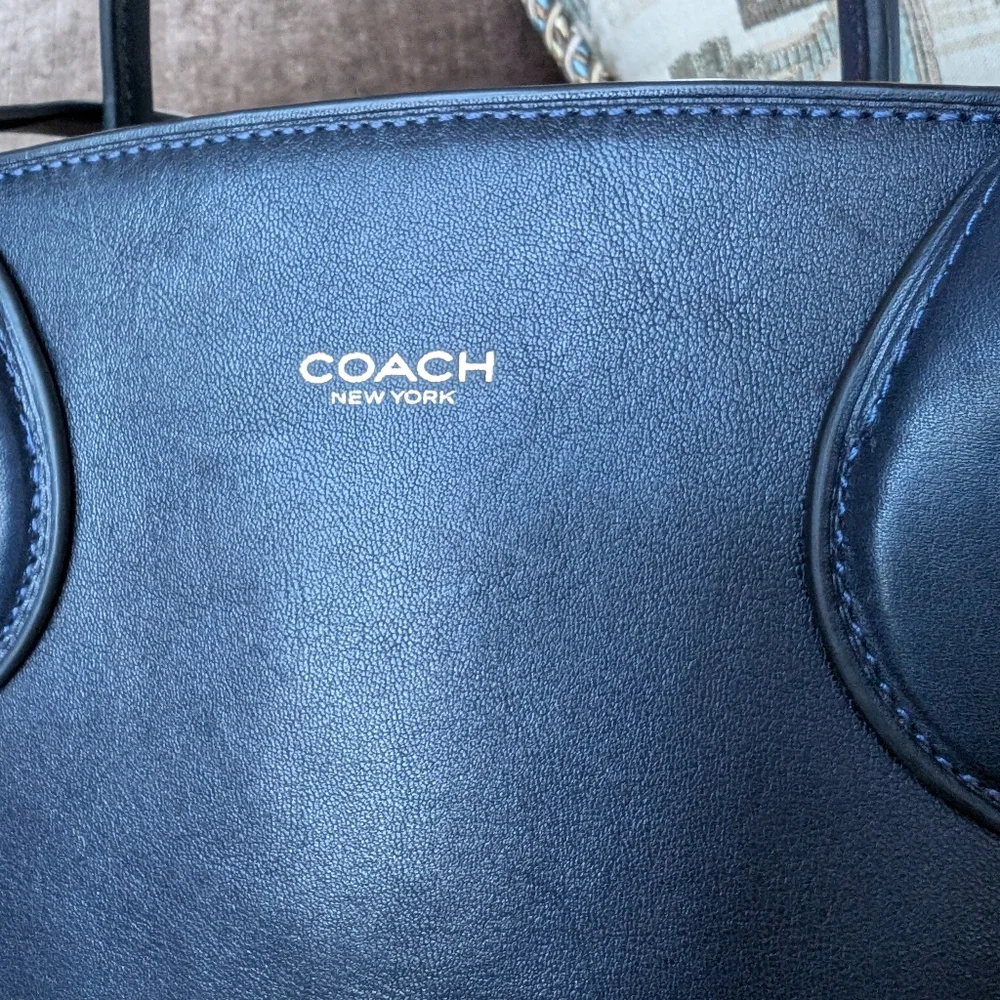 Coach Empire Navy Blue 40 - Picture 3 of 13